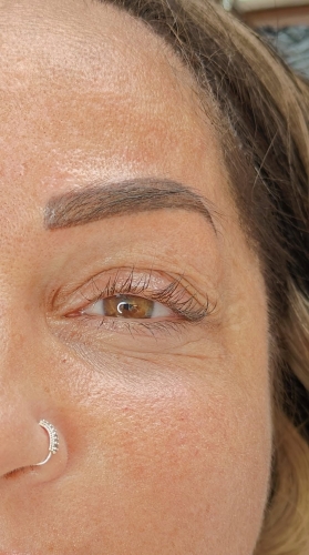 permanent makeup closeup