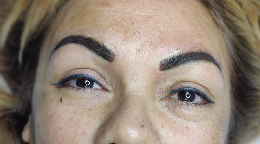 permanent makeup på øjenbryn